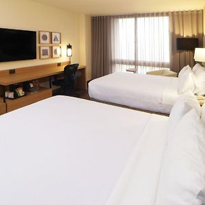 Queen Suite Two Queen Beds Non-Smoking